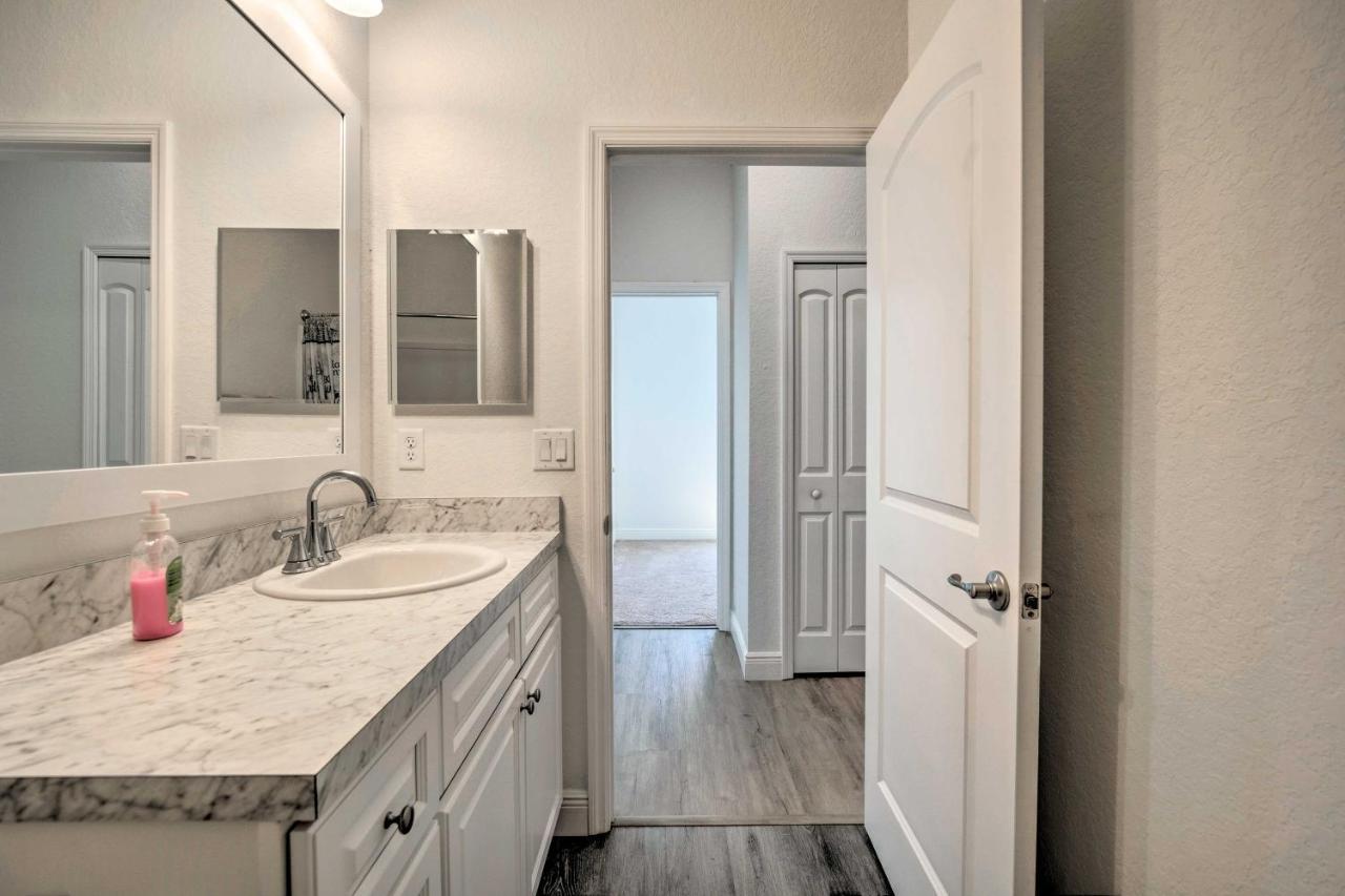 Sleek Tavares Condo 3 Miles To Downtown Kültér fotó